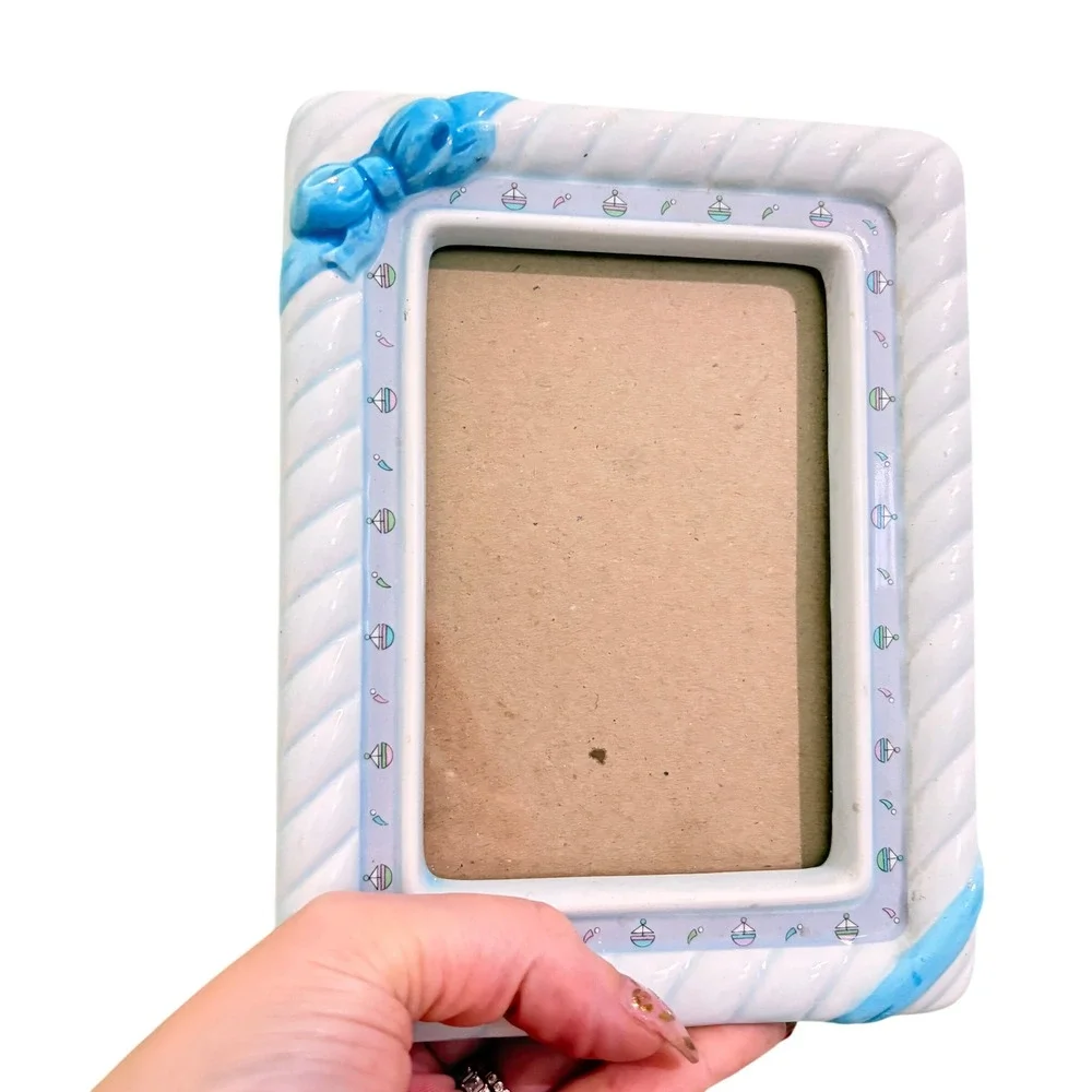 Vtg Burnes of Boston Blue‎ Ceramic Picture Frame 3x5 Quilted Ribbon Bow Kitsch